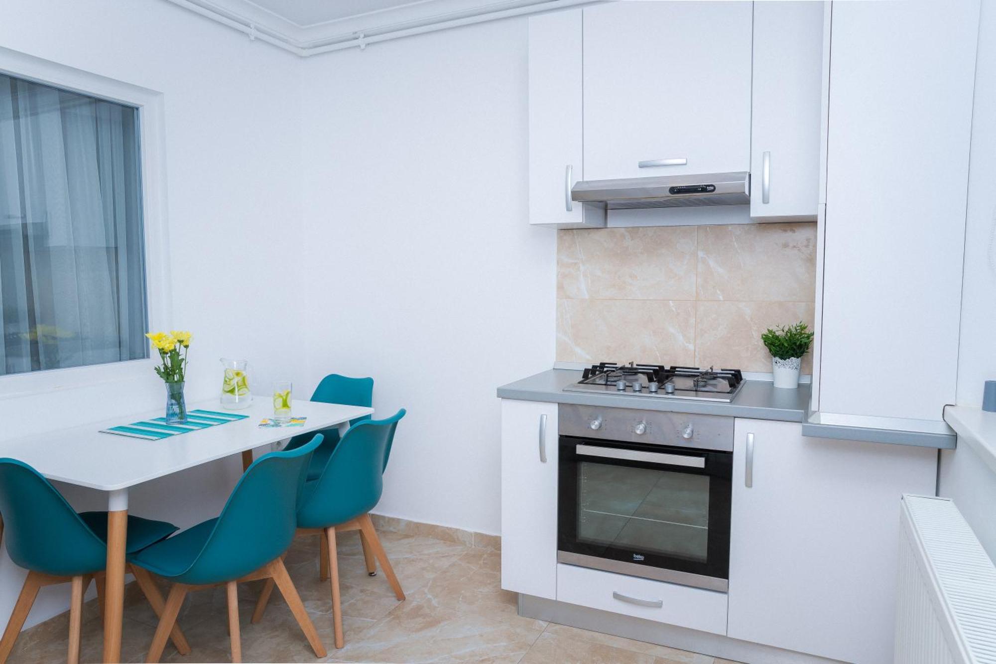 Elysian Urbanscape Brown, 2 Rooms, Near Bucharest Chiajna Exteriör bild